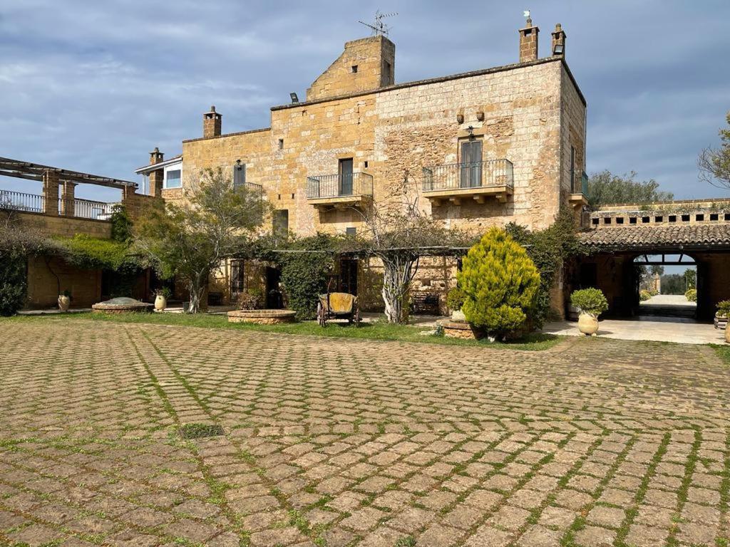 Masseria Sotto Le Stelle Provenzani Casalabate Exterior foto